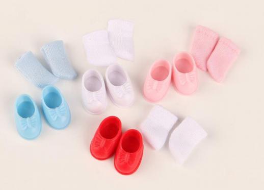 Vogue Mini Ginny Doll Shoe Pack, 2013