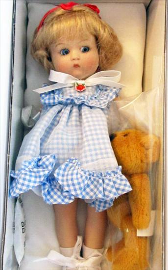VOG2895A Vogue Alice Leverett UFDC  Just Me Doll Only, 2012