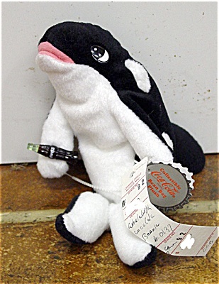 0CCB0019 Coca Cola Black and White Whale Bean Bag 1997