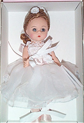 ALX2072 Madame Alexander Pink Petal Ballerina Wendy Doll, 2000 