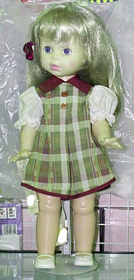 0EEG0001 Eegee Beauty Parlor Sue Doll from Early 1990s