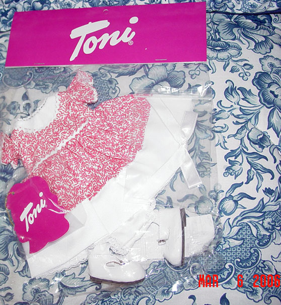 FBT0151 Effanbee Picnic Perfect Toni Doll Outfit Only 2006 Tonner 