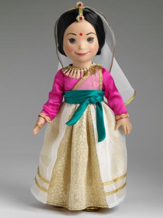 TDS0016 Tonner Small World India, Disney Showcase Doll 2011