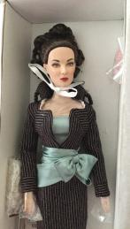 TAH0031 Tonner Dressed Anne Harper Doll in Business Suit, 2010 3