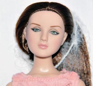 0TAT0053 Ruffle Rose Basic Antoinette Doll, Tonner 2013 5