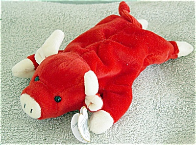 TBB0014A Ty Snort the Red Bull Beanie Baby 1997-1998