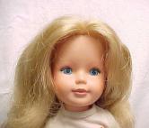 0TOM0001A Tomy 1983 Closed Mouth Kimberly Cheerleader Doll 2